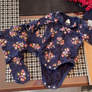 Two piece baby girl set from gap. 3-6 month.